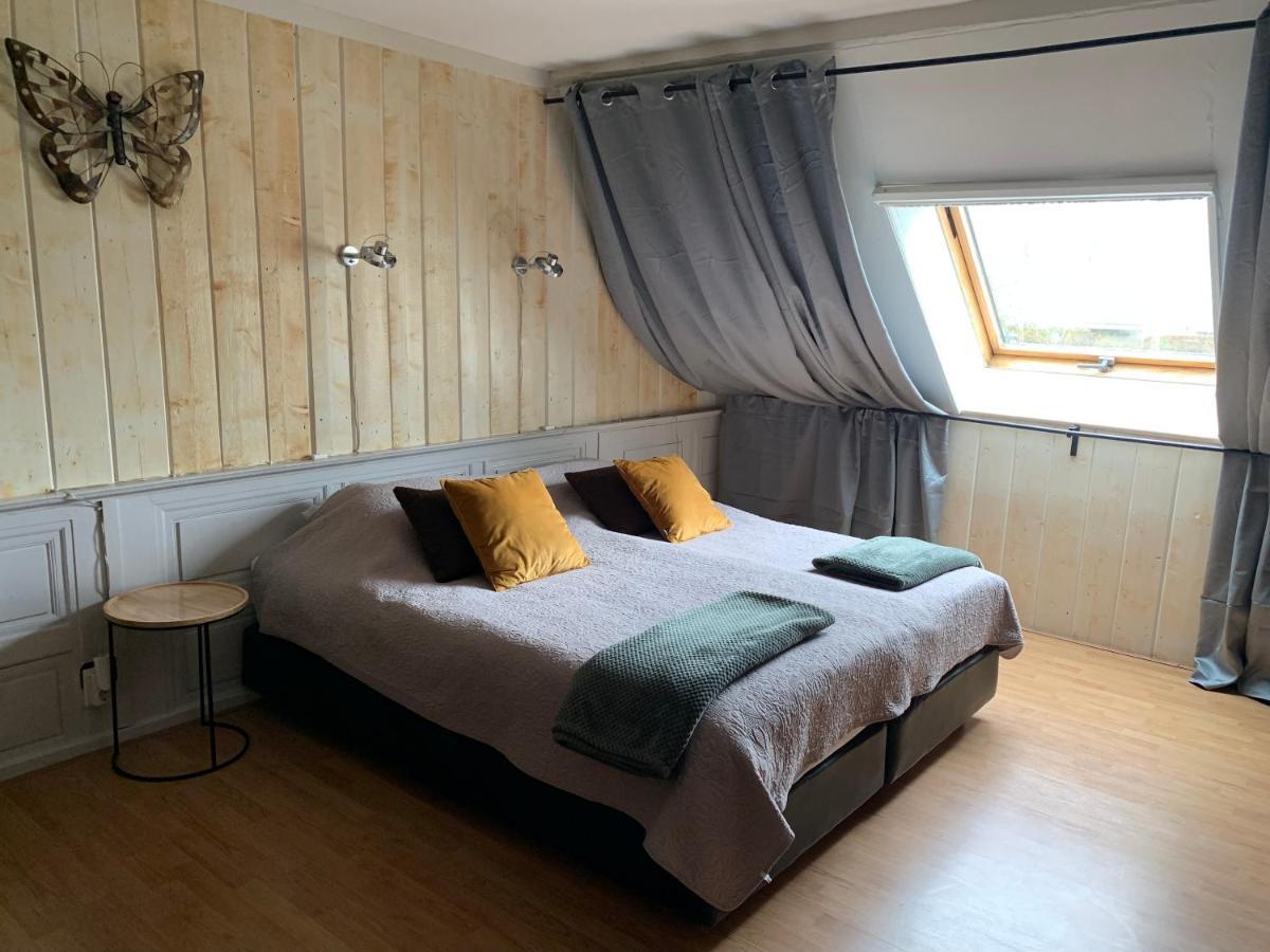 Bed And Breakfast De Salix Hitzum Ngoại thất bức ảnh
